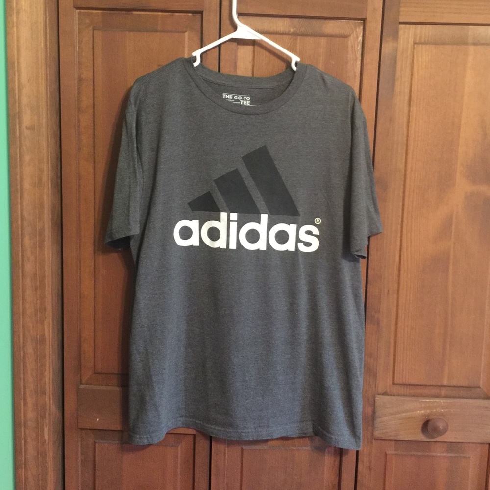 Adidas T-Shirt